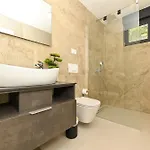 Oasis Vila