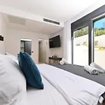 Oasis Vila *